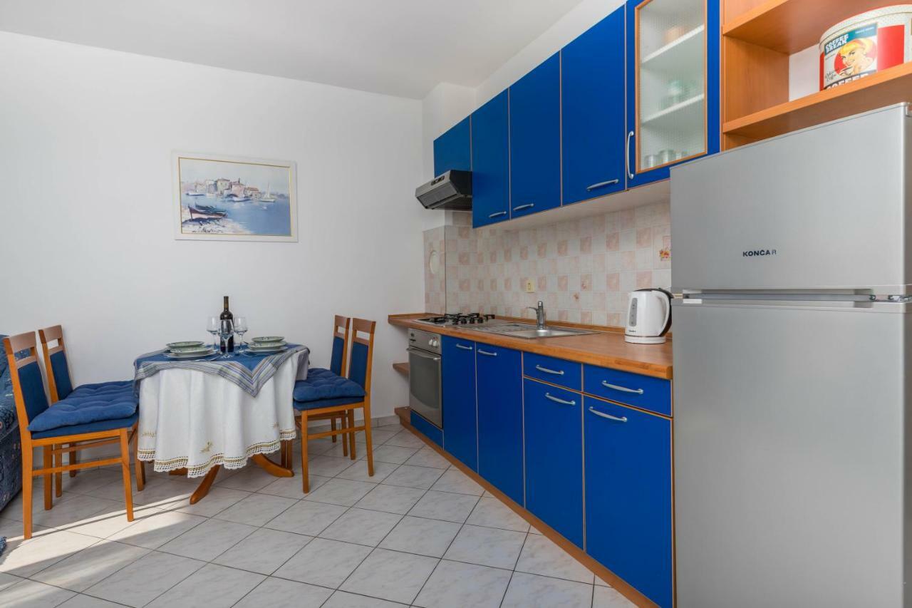Apartmani Adria Lila Crikvenica 드라말리 외부 사진