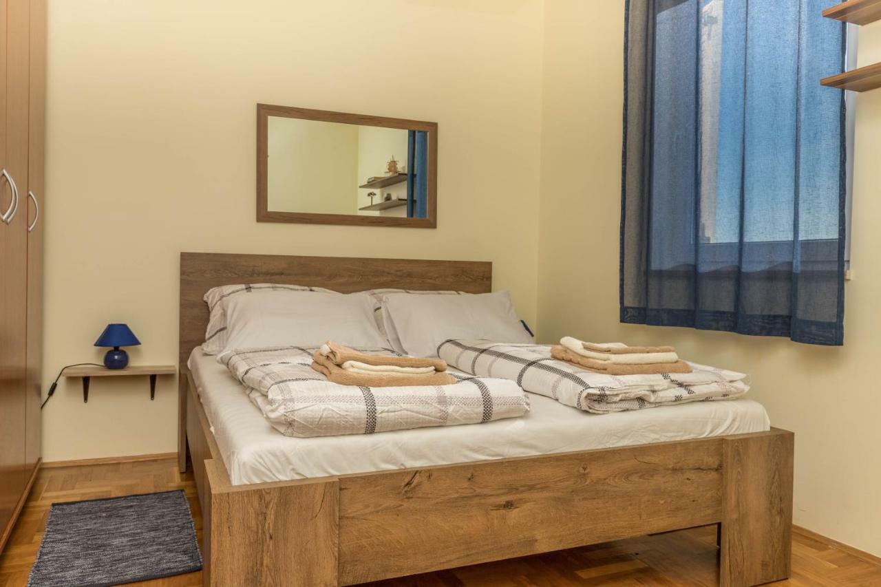 Apartmani Adria Lila Crikvenica 드라말리 외부 사진