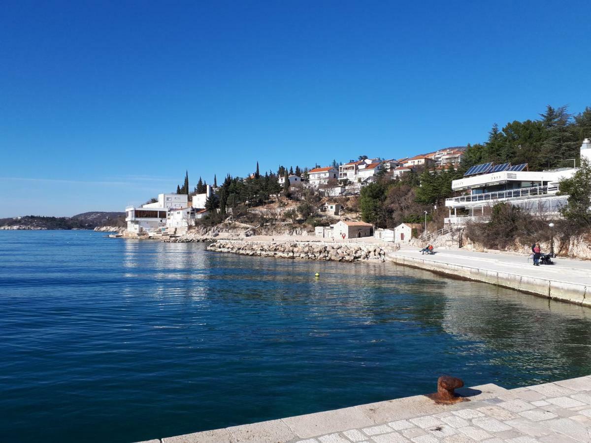 Apartmani Adria Lila Crikvenica 드라말리 외부 사진